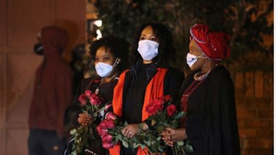 العالم في أسبوع.. جنازة ابنة نيلسون مانديلا وقنبلة بولندا (صور)