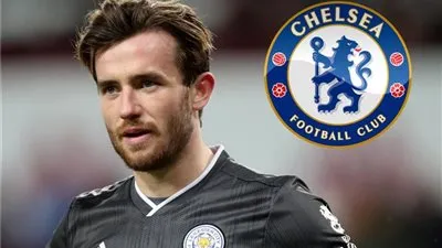 مدرب ليستر سيتي يصدم كِبار أوروبا بشأن بيع تشيلويل 