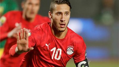 تطورات مفاوضات الأهلي مع هيدرسفيلد بشأن رمضان صبحي