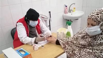 تواصل مبادرة السيسي لدعم صحة المرأة بالإسكندرية (صور)