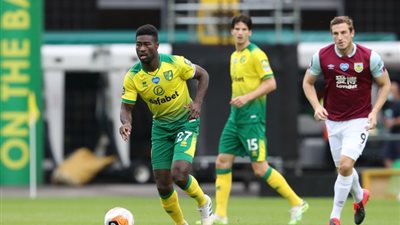 بيرنلي يهزم نوريتش سيتي بثنائية في البريمير ليج