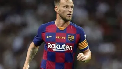 بعد خسارة الليجا.. راكيتيتش يقترب من الرحيل عن برشلونة