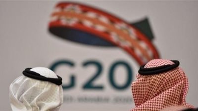 وزراء مالية العشرين يبدأون المحادثات لتحفيز الاقتصاد العالمي 