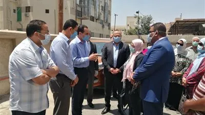 للوقاية من كورونا.. القوى العاملة بالقليوبية تتابع الإجراءات الاحترازية بالمصانع 