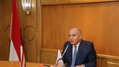 محافظ قنا: غلق 38 منشأة طبية مخالفة للاشتراطات الصحية