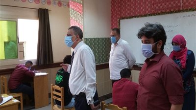 مدير التأمين الصحي يتفقد لجان امتحانات دبلوم التمريض ببني سويف