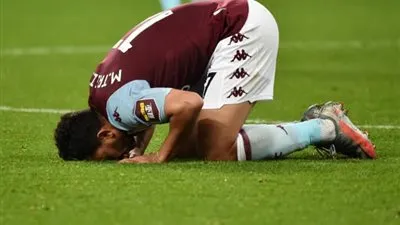 تريزيجيه يفوز بجائزة أفضل لاعب فى مباراة أستون فيلا أمام أرسنال 