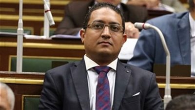 طلب إحاطة بشأن انتشار بيع الكمامات على الأرصفة