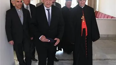 وزير الخارجية الفرنسي يزور الصرح البطريركي في لبنان