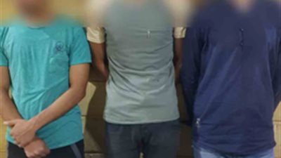 ضبط مرتكبي واقعة سرقة شخصين بالإكراه في مايو 