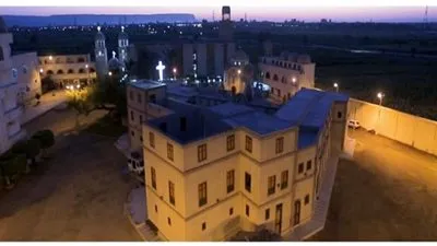 إيبارشية نجع حمادي تعرض فيلمًا تسجيليًا عن تاريخ دير الأنبا بضابا