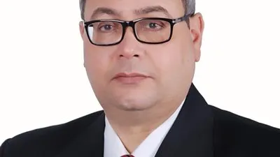 عميد آثار الفيوم محاضرا عن 