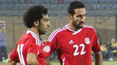 نجم الزمالك السابق يستبعد الخطيب ويضم تريكة وصلاح في تشكيلة مصر التاريخية