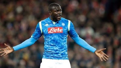 نابولي يحدد بديل كوليبالي من برشلونة 