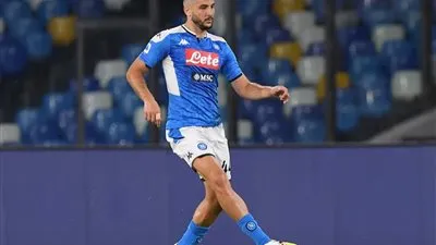 مدافع نابولي يتعرض للإصابة قبل مواجهة برشلونة