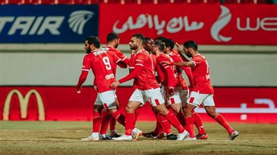 نجم الأهلي يضغط على الإدارة بورقة بيراميدز