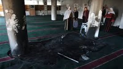 اضطهاد في الشهر الحرام.. استمرار اعتداء مستوطنين على المساجد بالضفة الغربية