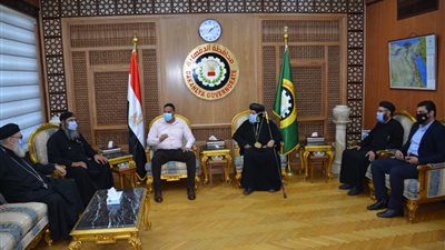 محافظ الدقهلية يستقبل وفد الكنيسة القبطية للتهنئة بعيد الأضحى