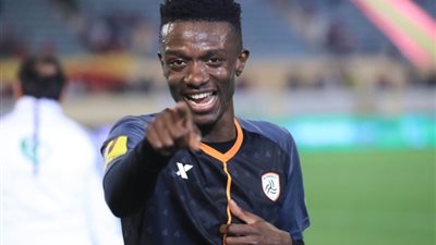 تعطل انتقال حسن معاذ إلى الرائد السعودي