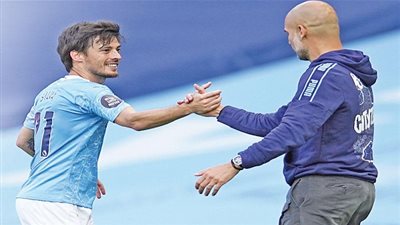 وداعًا يا مايسترو.. أرقام وبطولات تُزين رحلة دافيد سيلفا في بلاد الإنجليز (تقرير)