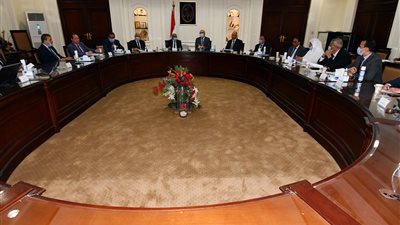  وزيرا الإسكان والتنمية المحلية يتابعان الاشتراطات التخطيطية لضبط العمران بـ3 مدن