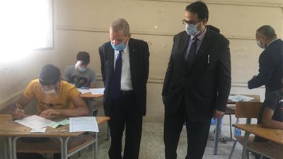 741 ألف طالب يؤدون الامتحان في 130 مادة بالدبلومات الفنية