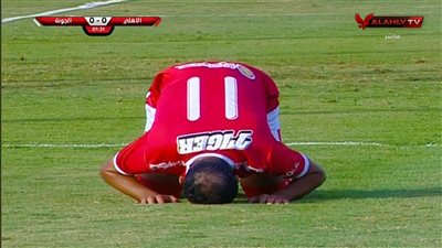 شاهد - وليد سليمان يسجل الهدف الأول للأهلي في شباك الجونة