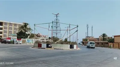 رئيس مدينة رأس غارب يحظر تعليق لفتات الدعاية الانتخابية بالميادين (صور) 