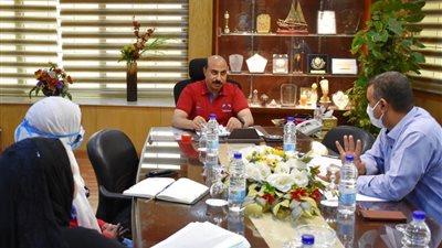 محافظ أسوان: تشكيل لجنة لفحص نتائج اختبارات القبول للتمريض بالتأمين الصحي