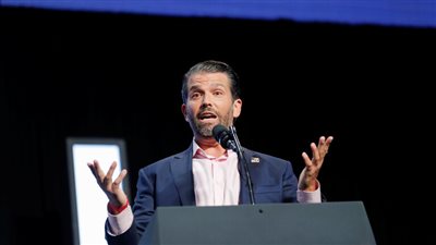 تعليق حساب دونالد ترامب الابن على 