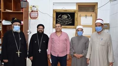 إيبارشية بني سويف تشارك في شراء صكوك الأضحي ( صور)