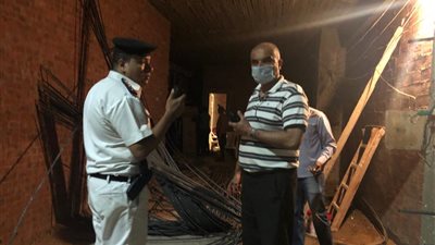 أصروا على خرق القوانين.. تحويل مقاول وعمال بحي الدقي للنيابة العامة