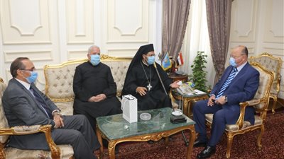 الكنيسة الكاثوليكية تهنئ محافظ القاهرة بمناسبة عيد الأضحى