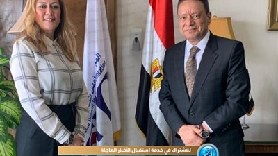 كرم جبر يلتقي المدير التنفيذي للأكاديمية الوطنية لتدريب الشباب