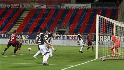 كالياري يُحقق المفاجأة ويُسقط يوفنتوس في الدوري الإيطالي