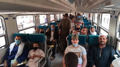 شاهد.. أولى رحلات القطارات الروسية الجديدة بالقاهرة