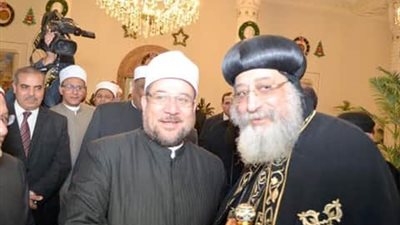 البابا تواضروس يهنئ وزير الأوقاف بعيد الأضحي المبارك 