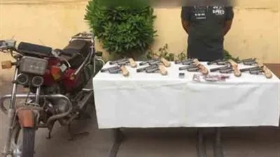 ضبط نجار بالدقهلية لحيازته أسلحة نارية وذخائر 