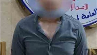 ضبط طالب لاستيلائه على بيانات عملاء بعض البنوك 