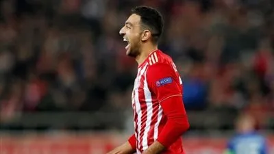 أولمبياكوس يعلن جاهزية كوكا لمواجهة ولفرهامبتون بالدوري الأوروبي