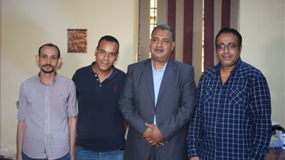 مستشفى الأقصر العام يحتفل بخروج جميع مصابي كورونا