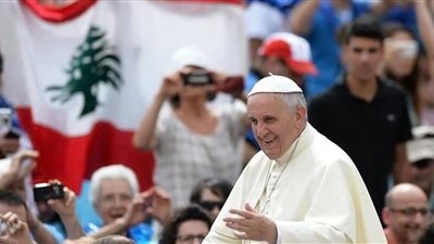 البابا فرنسيس يصلى من أجل ضحايا لبنان