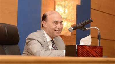 مميش يكشف تفاصيل الحوار مع وزير المالية السابق لتمويل حفر قناة السويس الجديدة