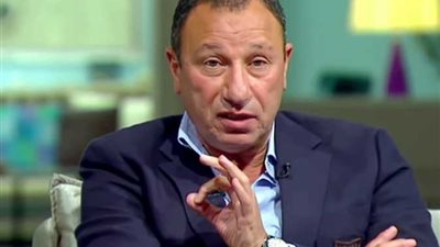 لاعب الأهلي السابق يكشف لـ