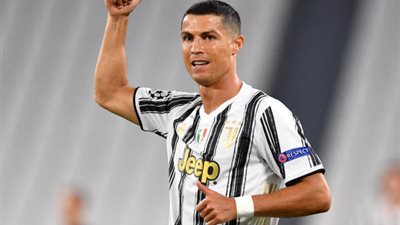 شاهد - رونالدو يُعيد يوفنتوس أمام ليون بهدف متأخر قبل نهاية الشوط الأول