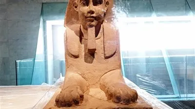 قدم صناعية ومشكاوات إسلامية وتماثيل فرعونية.. شاهد قطع متحف الحضارة قبل افتتاحه 