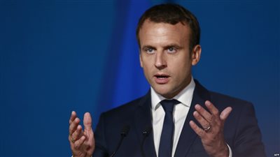 ماكرون يهدد بتوقيع عقوبات على شخصيات لبنانية 