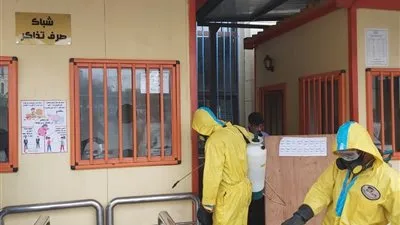 السكة الحديد تواصل تعقيم القطارات والمحطات