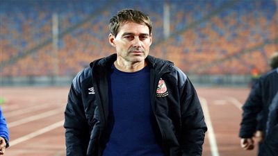 فايلر يخمد ثورة أحمد فتحي بعد مباراة الأهلي وإنبي