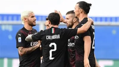 أرسنال يقترب من ضم خليفة إبراهيموفيتش